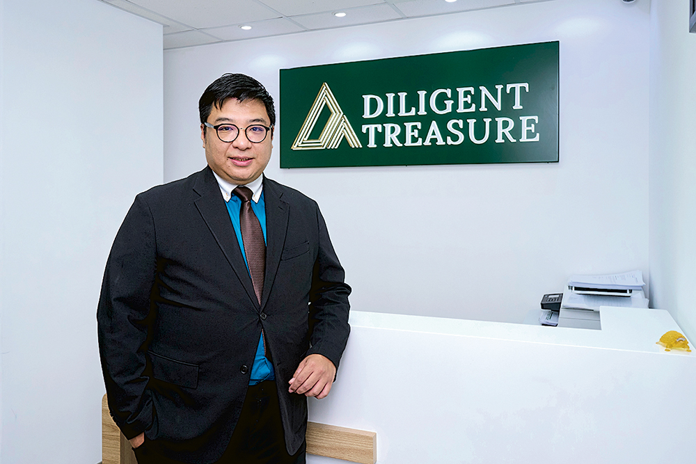 羅澤崑形容，課程畢業生能勝任會計行業不同崗位的工作，實踐所學。