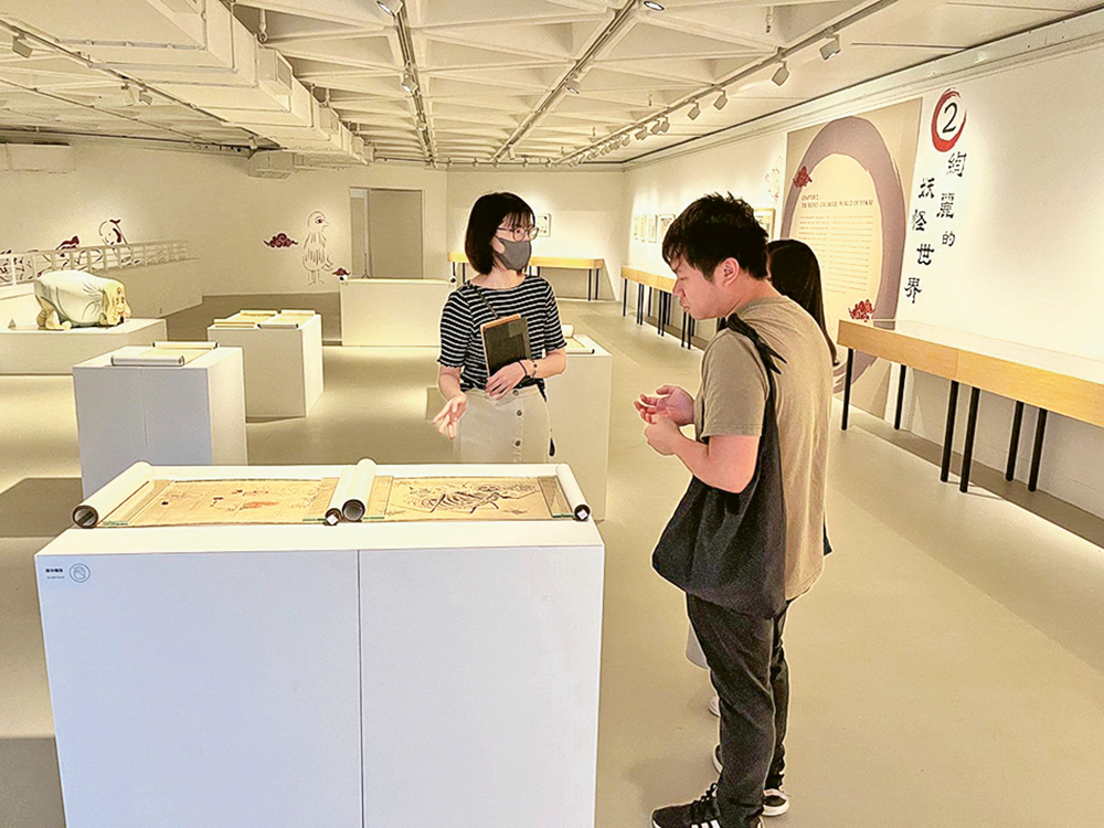 知識加冕育專才 推動優勢產業發展<br/>香港未來人才深造獎學金助青年夢想起航