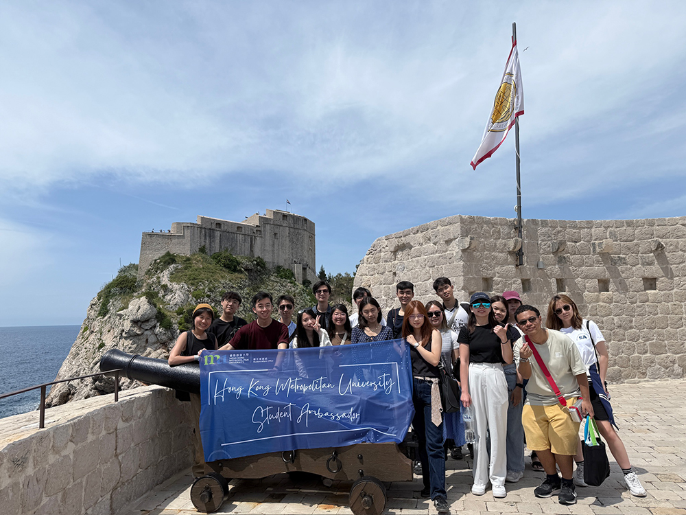 香港都會大學 提供逾1,800個政府資助學額 自資院校之冠<br>多元課程裝備專業知識 畢業生迅速銜接職場