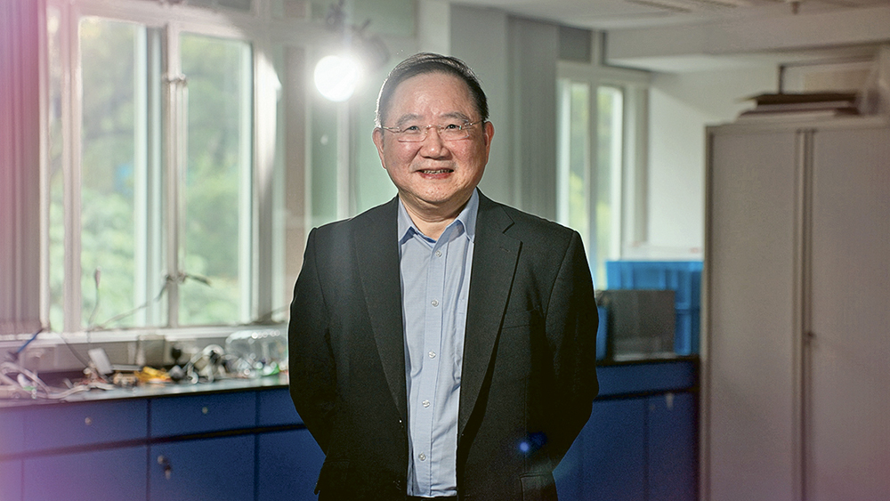香港浸會大學「校長傑出教研人員表現獎」<br>表彰卓越教研學者 香港浸會大學「校長傑出教研人員表現獎」<br>表彰卓越教研學者