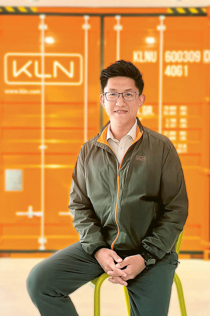 【大學道】全球物流及供應鏈管理瞬息萬變 相關管理專才需求殷切 Raymond表示,物流業對人才需求日增,加入物流業會有很多發展機遇。